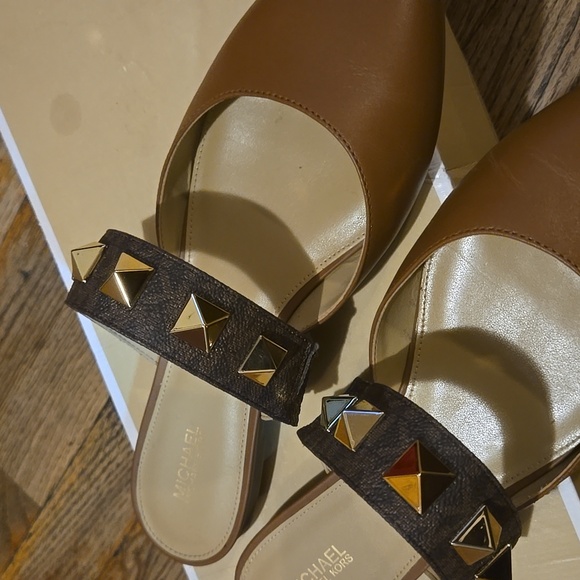 Michael Kors Flats - Picture 8 of 8